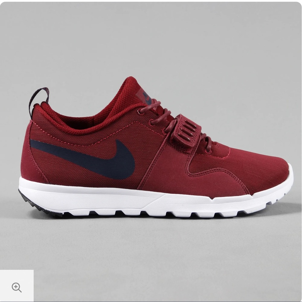 Nike SB Trainerendor. Skateboard Shoe